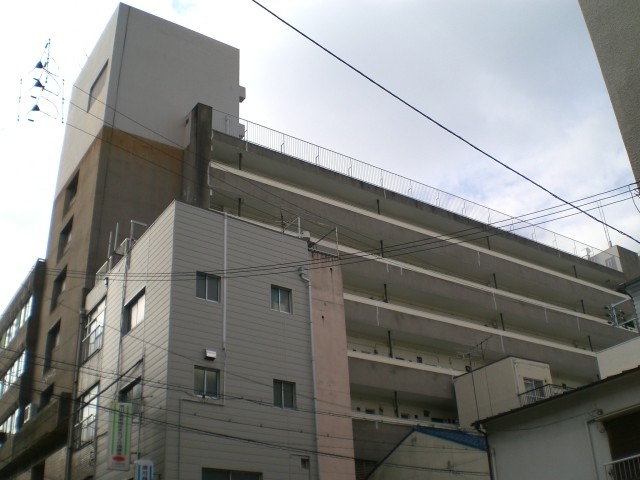 8010417/建物外観