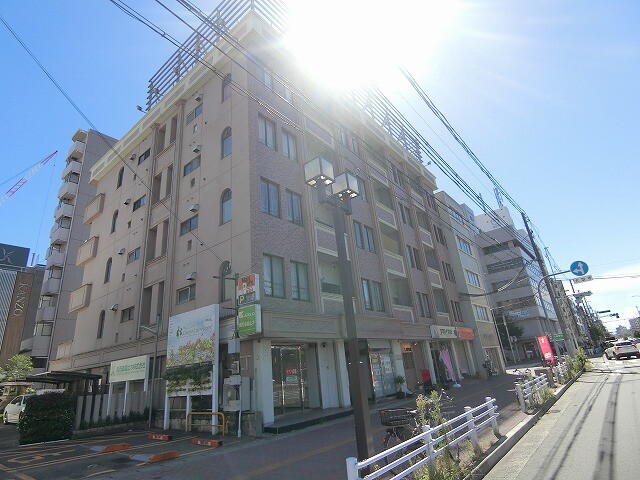 8010684/建物外観