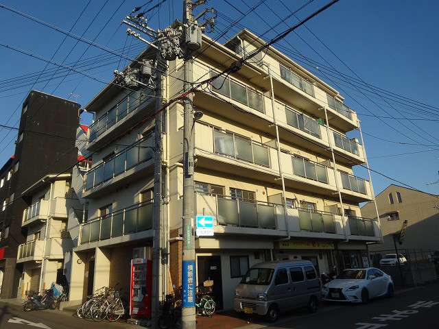 8013495/建物外観
