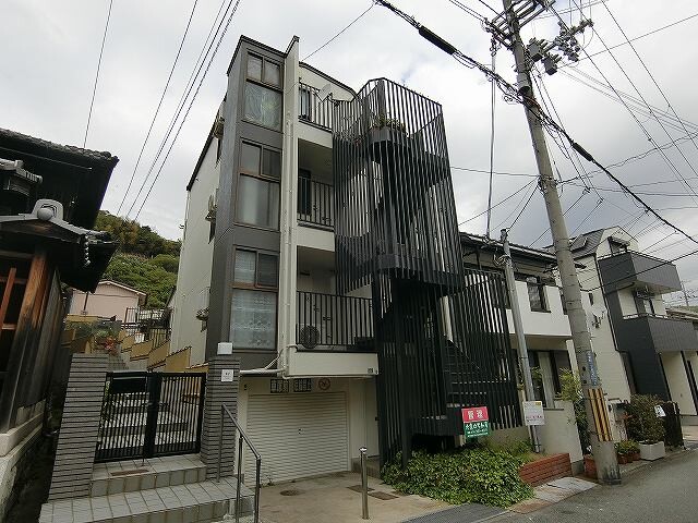 8017260/建物外観