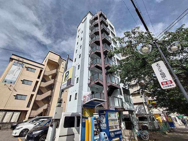 8018999/建物外観