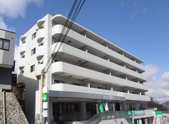 8020213/建物外観