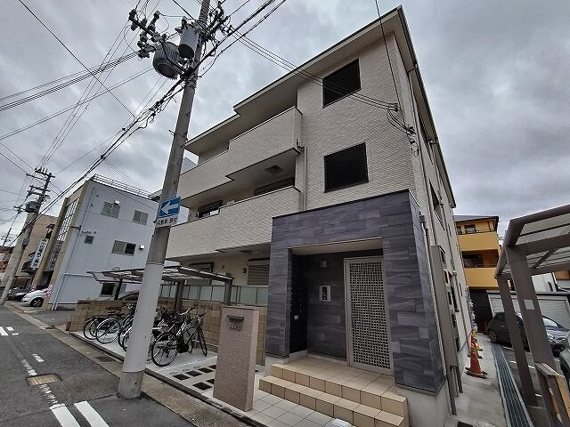 8023803/建物外観