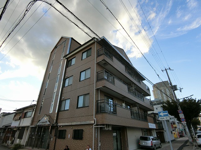 8024246/建物外観