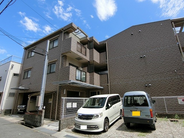 8024505/建物外観