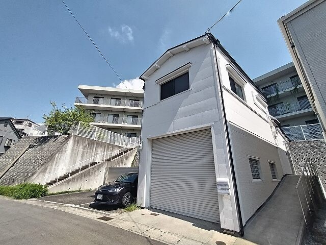 8684509/建物外観